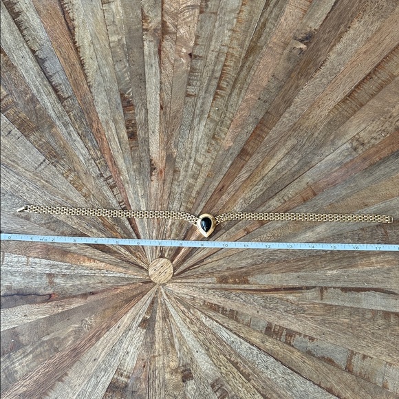 Vintage Trifari necklace and earring set - Picture 5 of 5